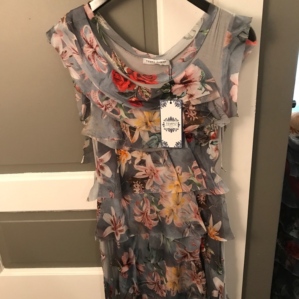 Tempo Paris NWT size m silk blend stretch dress